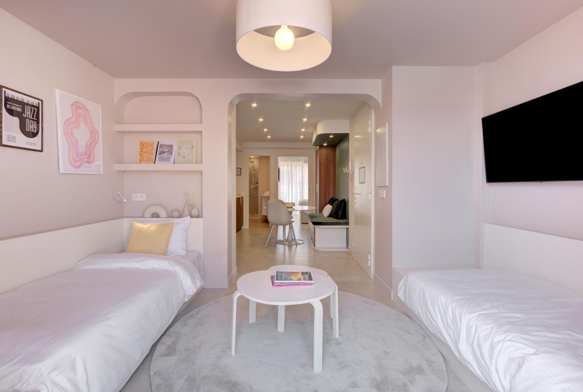 Alma Florian Apartment 4 People With Terrace คานส์ ภายนอก รูปภาพ